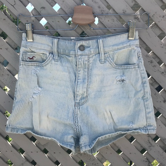 Hollister Striped Shorts - Picture 1 of 2
